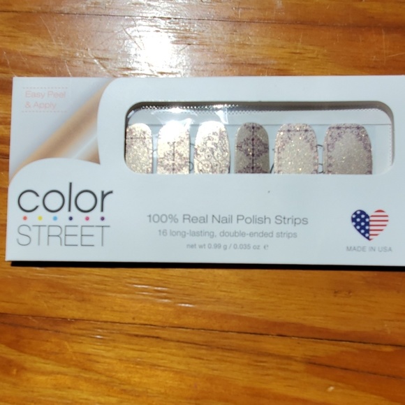 Buckingham Beauty Color Street - Picture 1 of 2